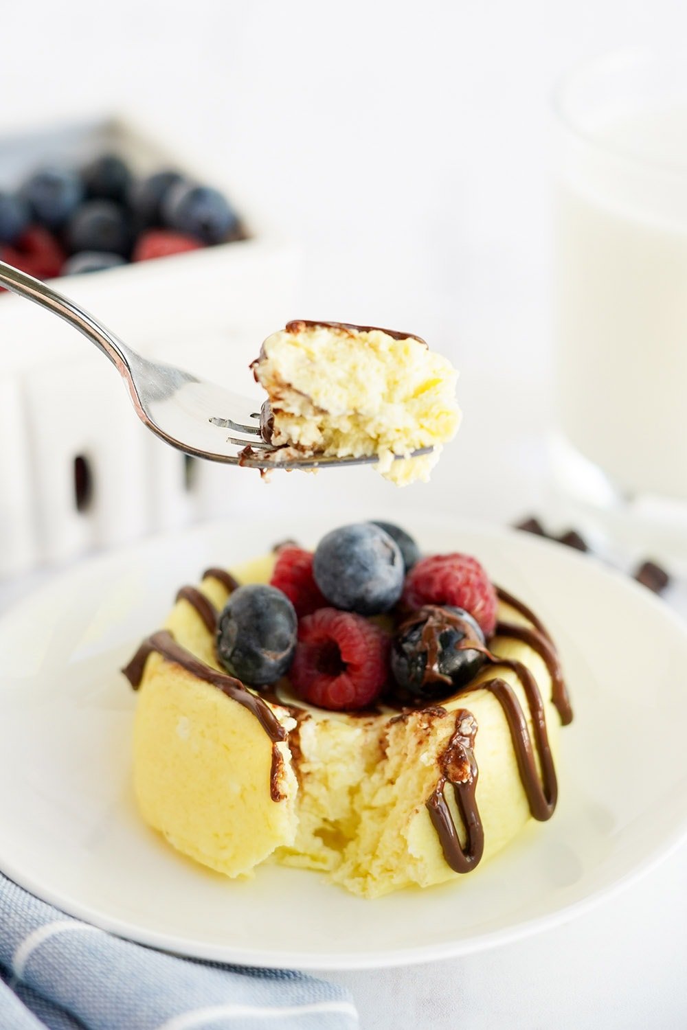 Keto Mug Cheesecake