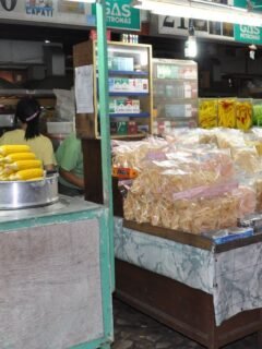 12 Places Where Eating Out Is Cheaper Than Buying Groceries