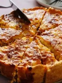 10 Meals Moms Cooked in the '70s That Are Making a Return