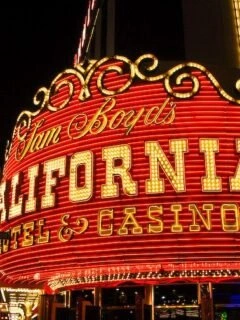 8 Food Destinations That Are Quietly Declining in Quality Each Year