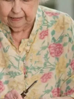 15 Timeless Cooking Lessons Grandparents Taught That Still Shape How We Eat Today