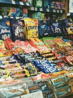 10 Lost Snack Foods From the '90s We Need Back Now