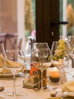 Why Former Fine Dining Staff Say You Should Check How the Table Is Set Before Sitting