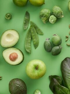 9 Hidden Clues of Magnesium Deficiency - and Foods That Help