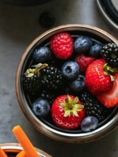 9 Healthy Snacks for Weight Loss - and 3 to Avoid