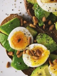 5 Foods That Help You Feel Full Without Overeating