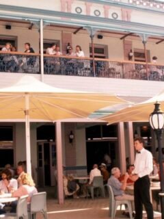 Restaurant Servers Notice These 5 Things About You the Moment You Sit Down