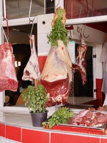 12 Meat Cuts Butchers Secretly Keep for Themselves