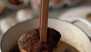 Why Slow Cooking Makes Food Taste Better